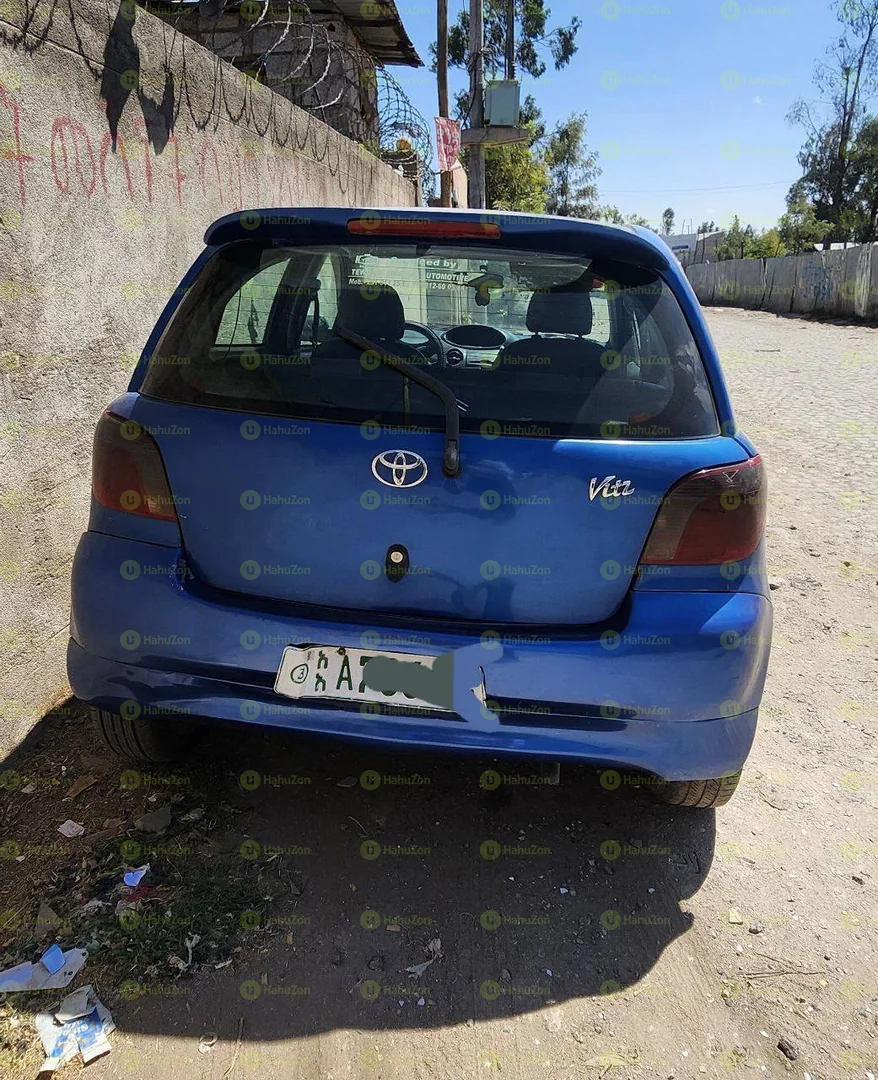 2001 Model-Toyota Vitz