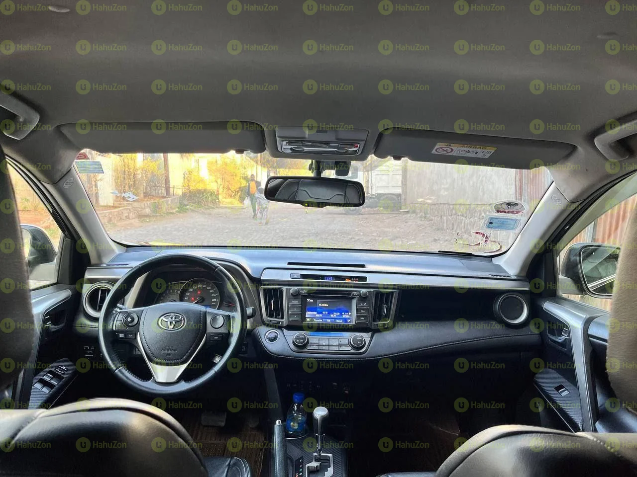 2015 Model-Toyota Rav4