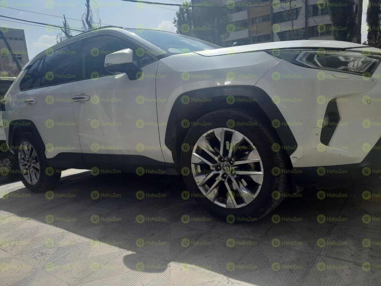 2020 Model-Toyota Rav4