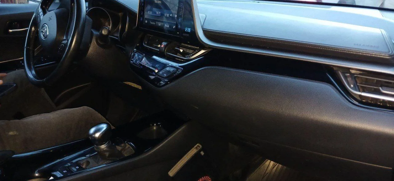 2019 Model-Toyota Ch-R