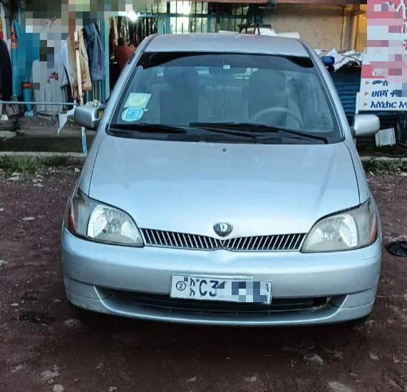 2001 Model-Toyota Platz