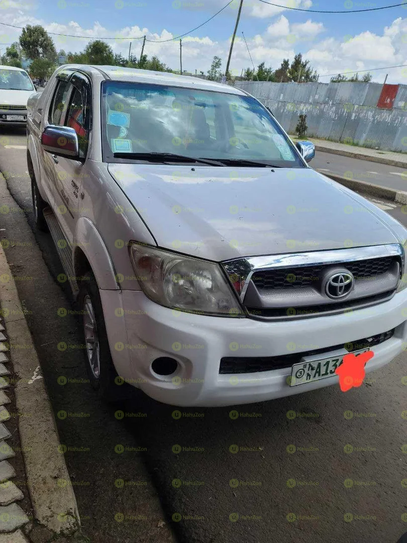 2011 Model-Toyota Hilux Double Cab
