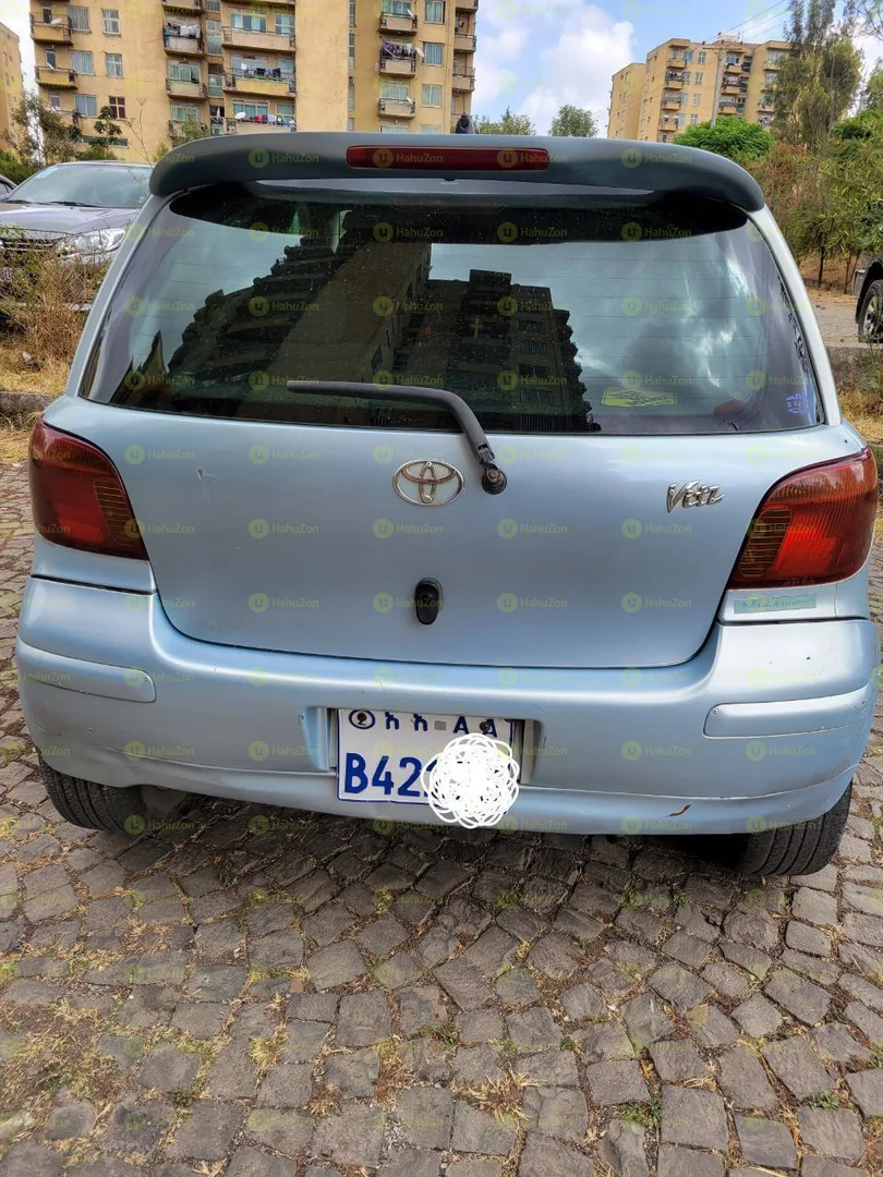 2004 Model-Toyota Vitz