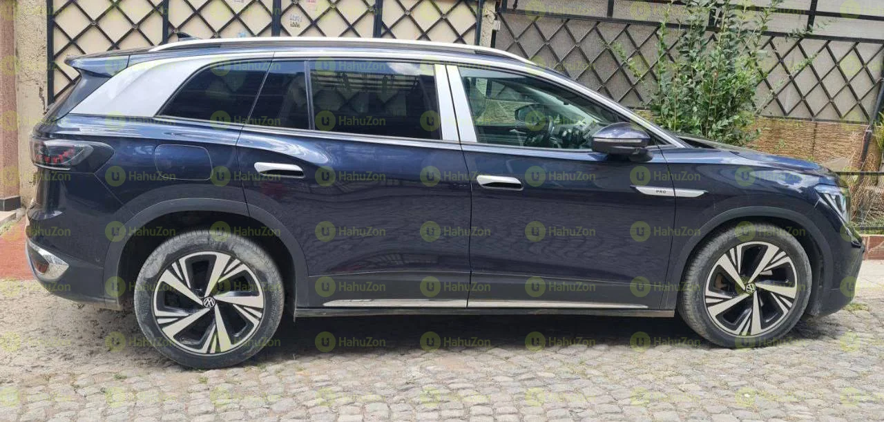 2023 Model-Volkswagen ID.6 Crozz Pro