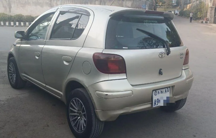 2003 Model-Toyota Vitz