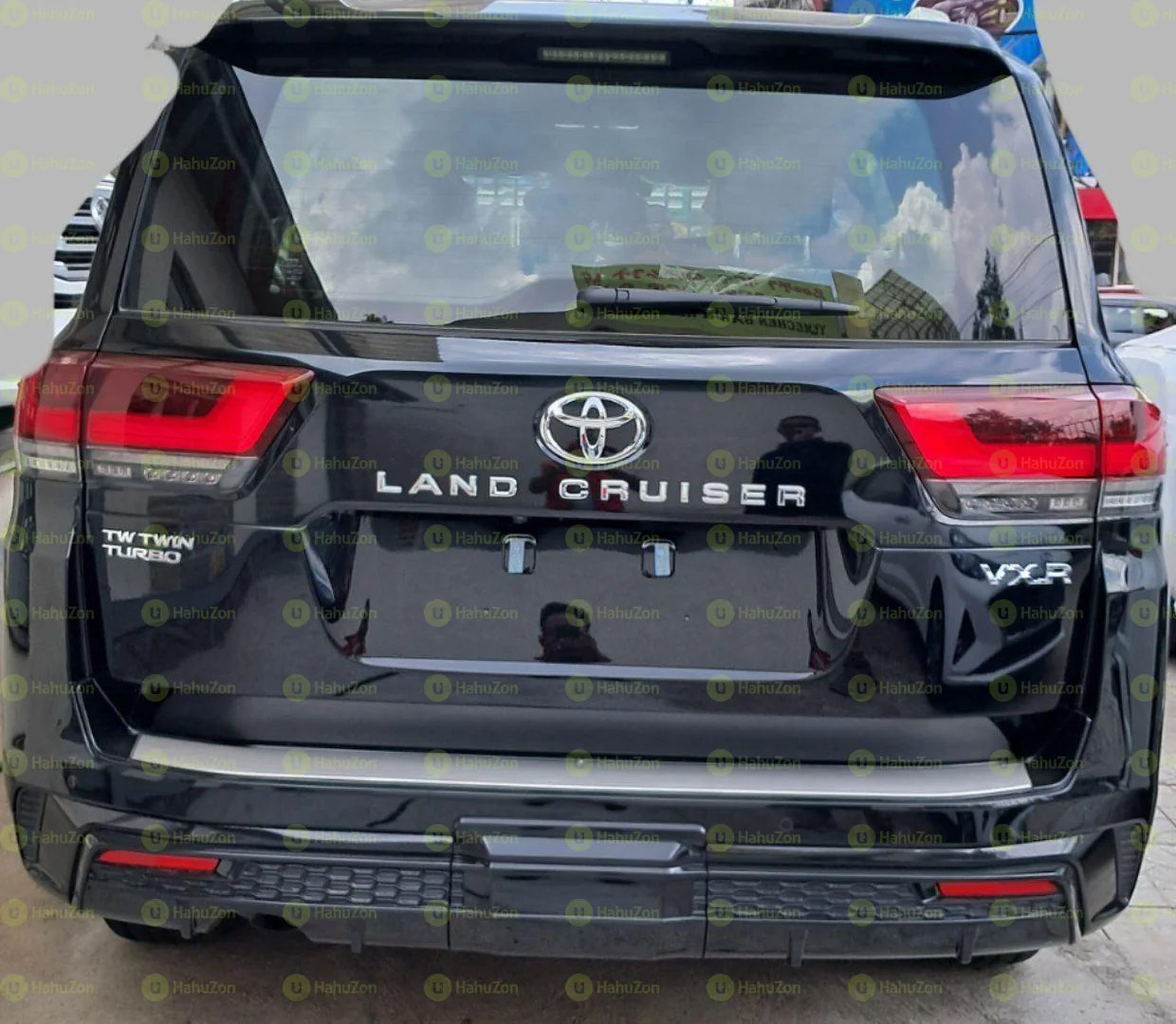 2023 Model-Toyota Land Cruiser 300