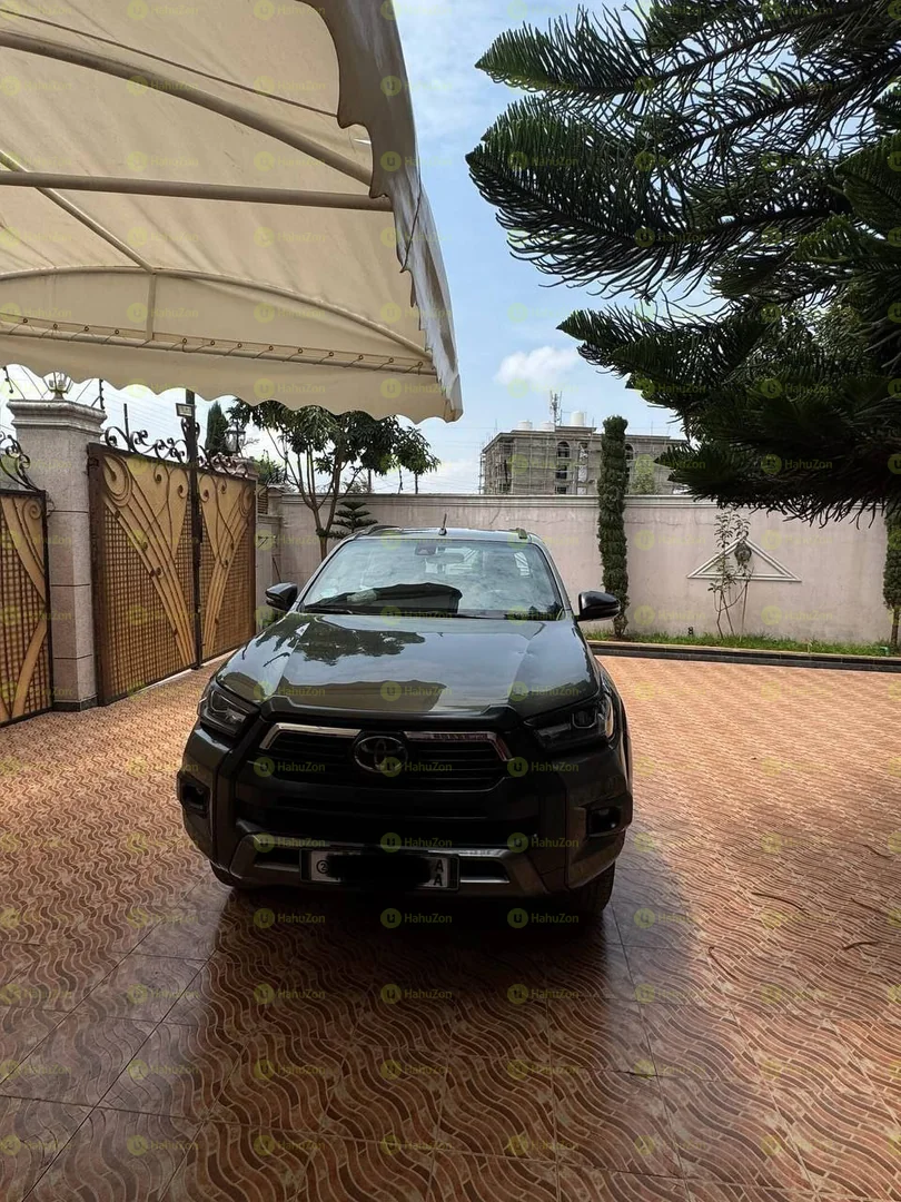 2021 Model-Toyota invisible