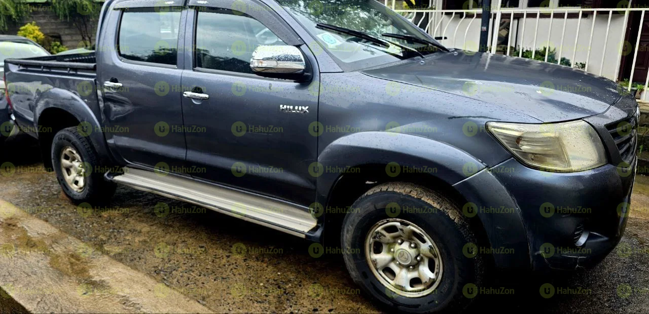 2012 Model-Toyota Hilux double Cab