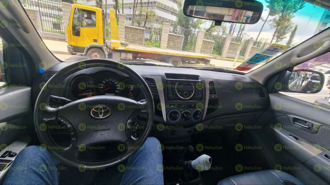 2011 Model-Toyota Hilux Double Cab