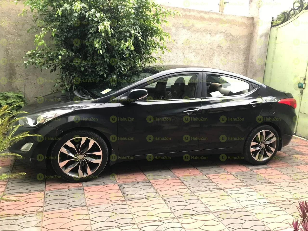 2014 Model-Hyundai Elantra