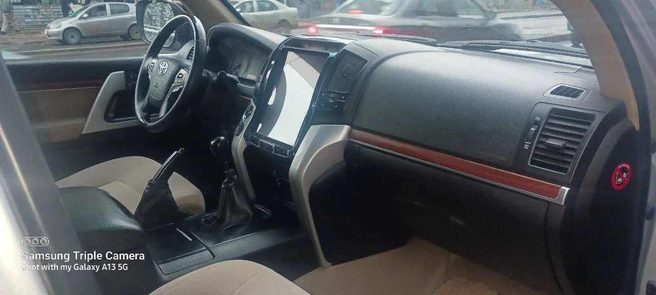 2008 Model-Toyota Landcruiser