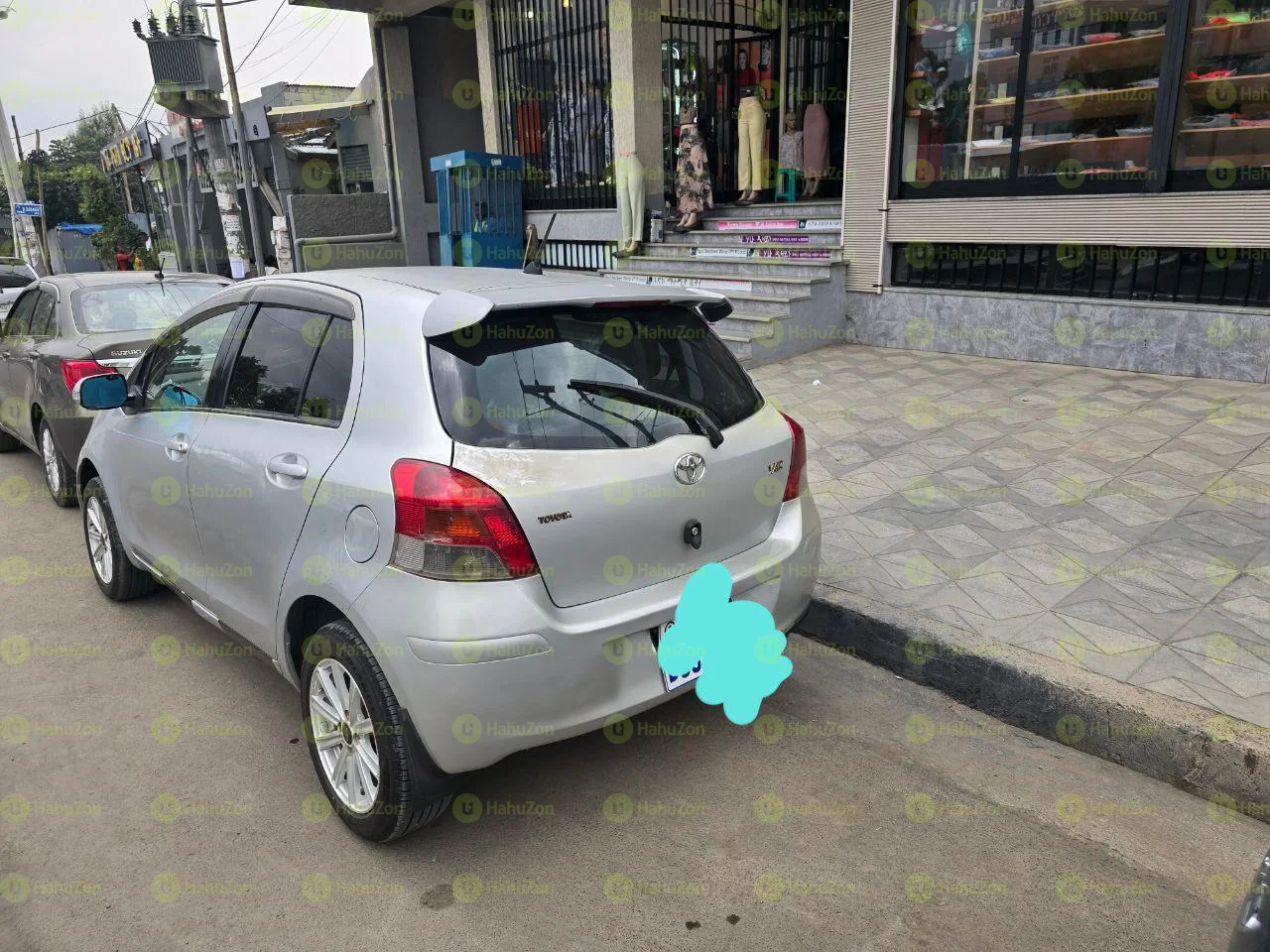 2010 Model-Toyoya Yaris Compact