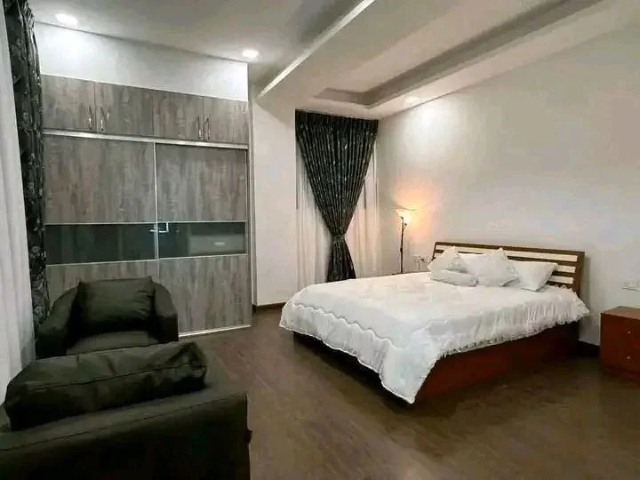 168 ካሬ የሚሸጥ አፓርትመንት በሰሚት