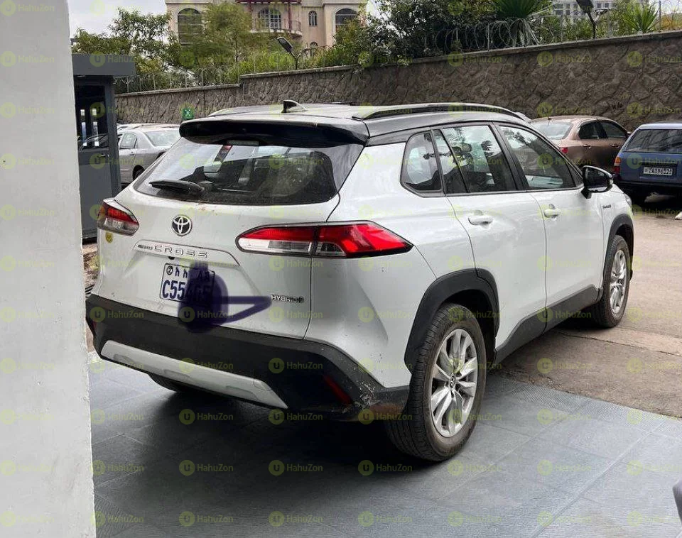 2024 Model-Toyota Corolla Cross Hybrid