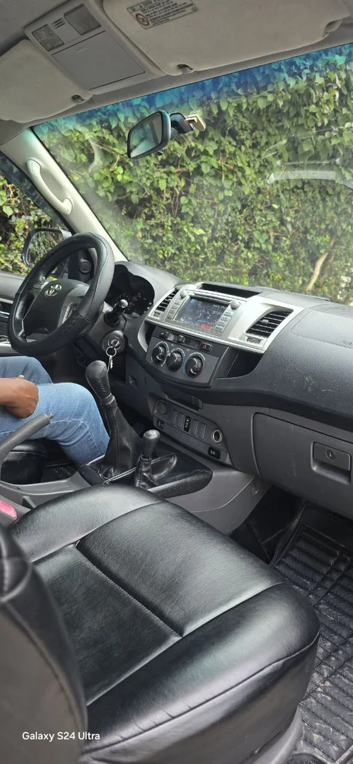 2013 Model-Toyota Hilux King Cab