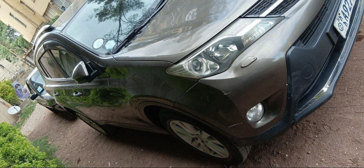 2014 Model-Toyota Rav4