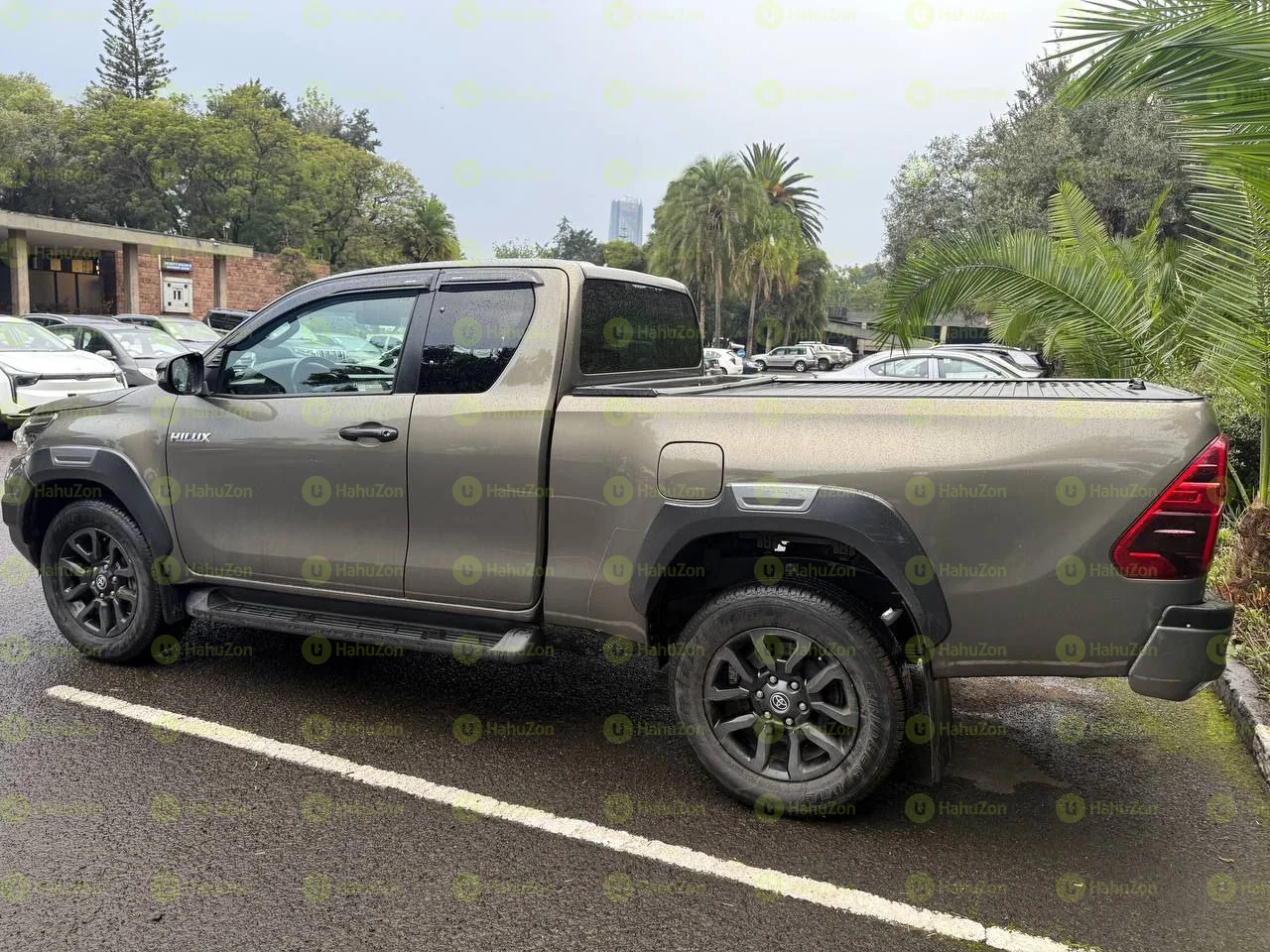 2021 Model-Toyota Invincible King Cab