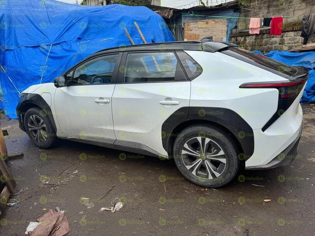 2023 Model-Toyota BZ4X (4WD)