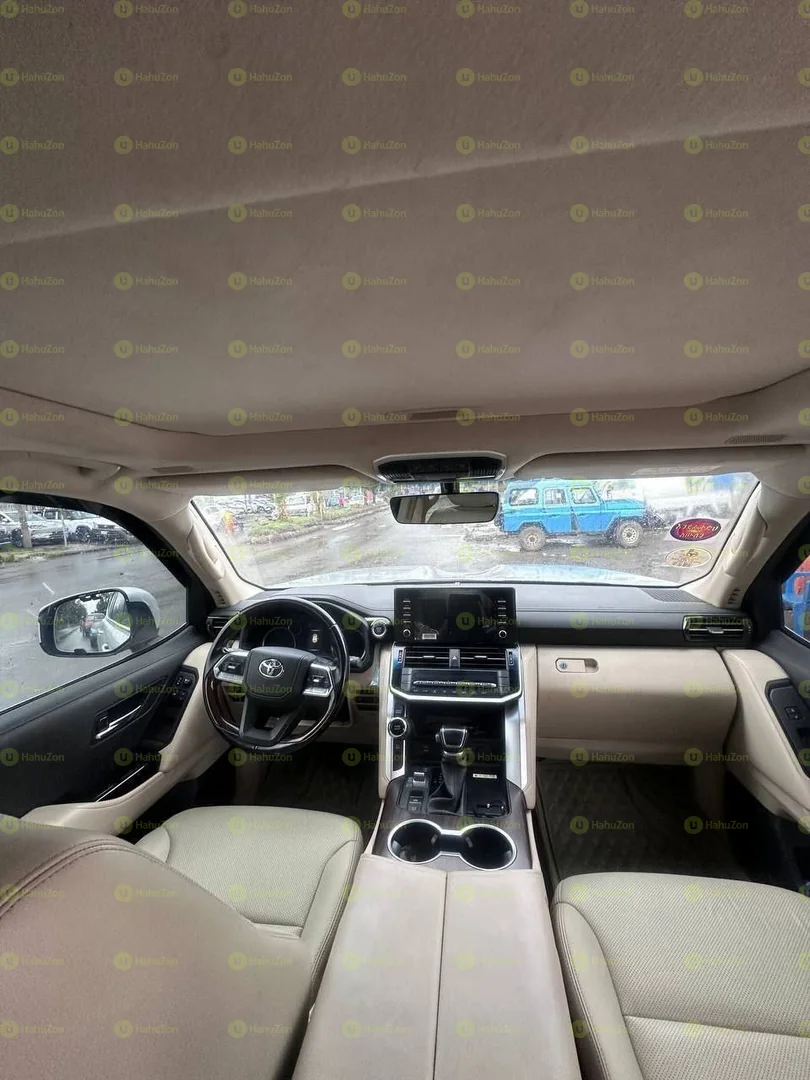 2023 Model-Toyota Land Cruiser VXR