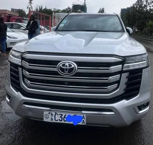 2023 Model-Toyota Land Cruiser VXR