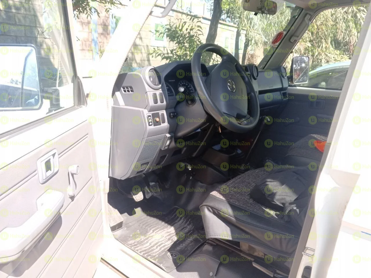 2017 Model-Toyota Mark 2 Landcruiser