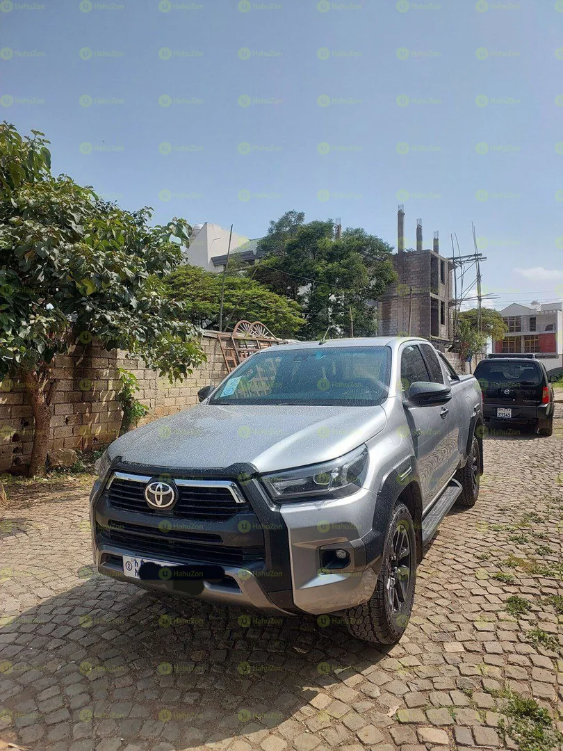 2021 Model-Toyota Hilux Invincible X-Cab