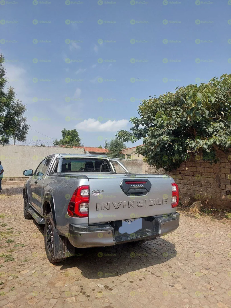 2021 Model-Toyota Hilux Invincible X-Cab
