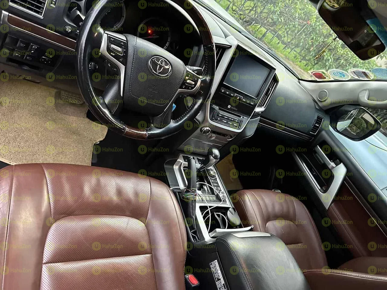 2020 Model-Toyot Landcruiser V8 VX.R