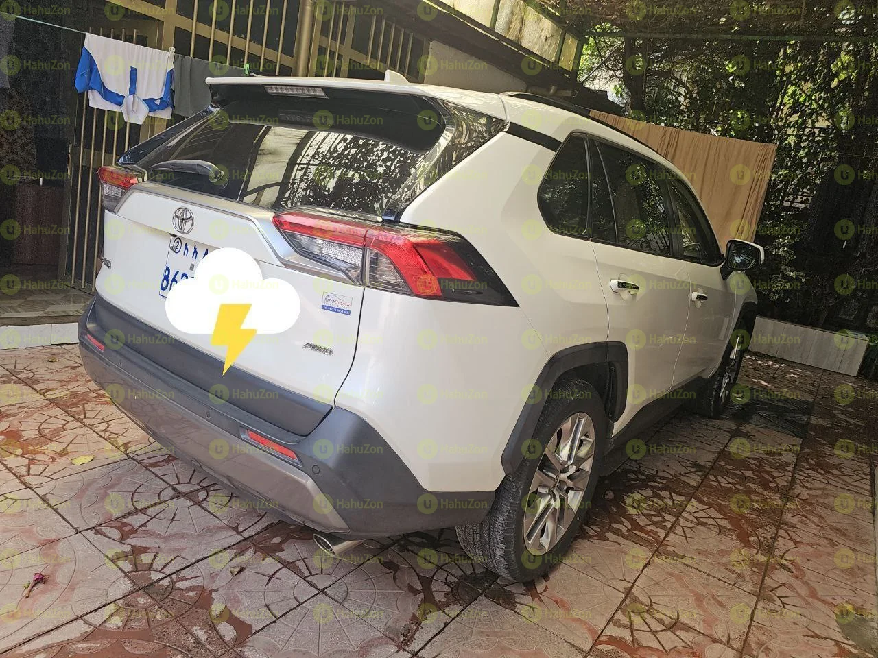 2020 Model-Toyota Rav4