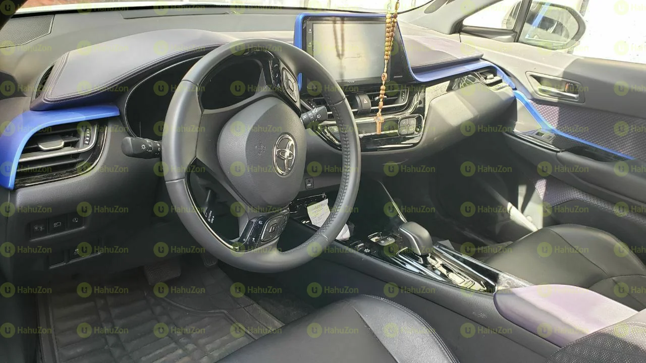 2021 Model-Toyota Ch-R EV