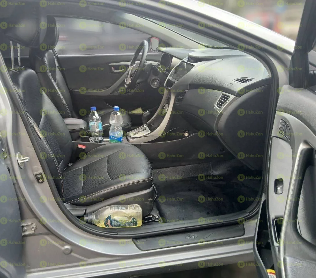 2012 Model-Hyundai Avante