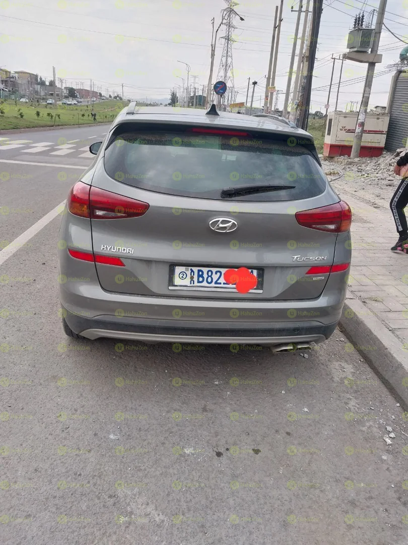 2020 Model-Hyundai Tucson