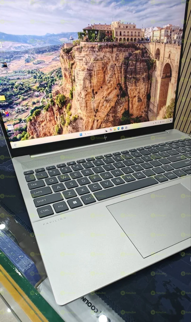 Hp Pavilion Plus Ultra 7 155H Laptop