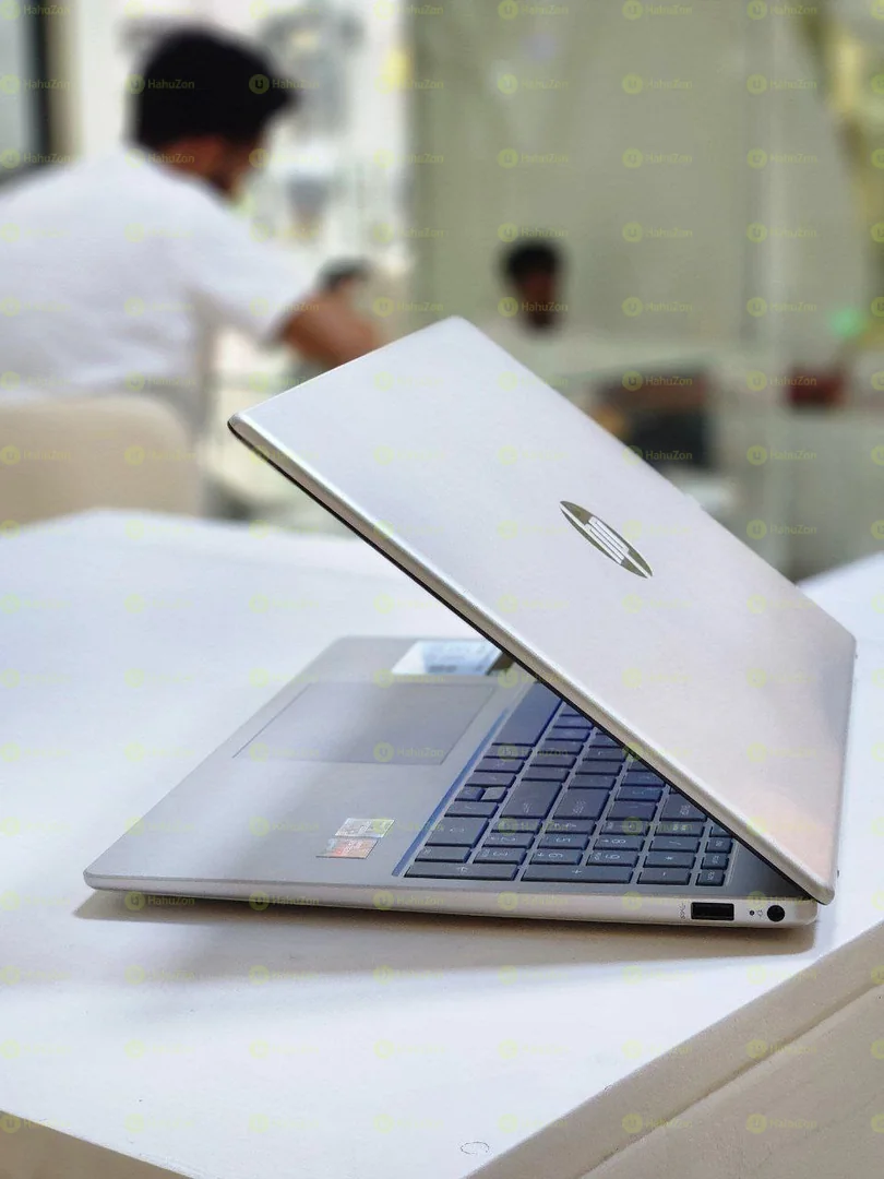 Hp Notebook AMD ryzen 5 7200 13th Generation Laptop