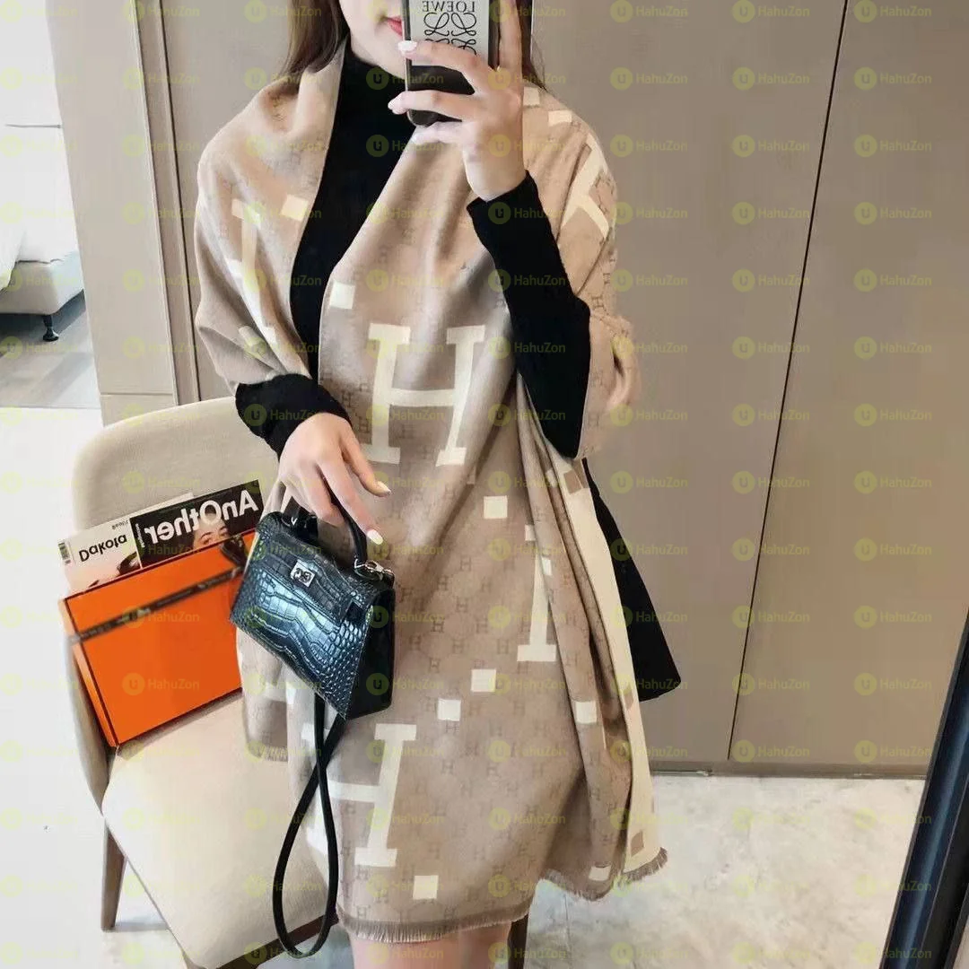 Stylish And Trendy Women's Scarves