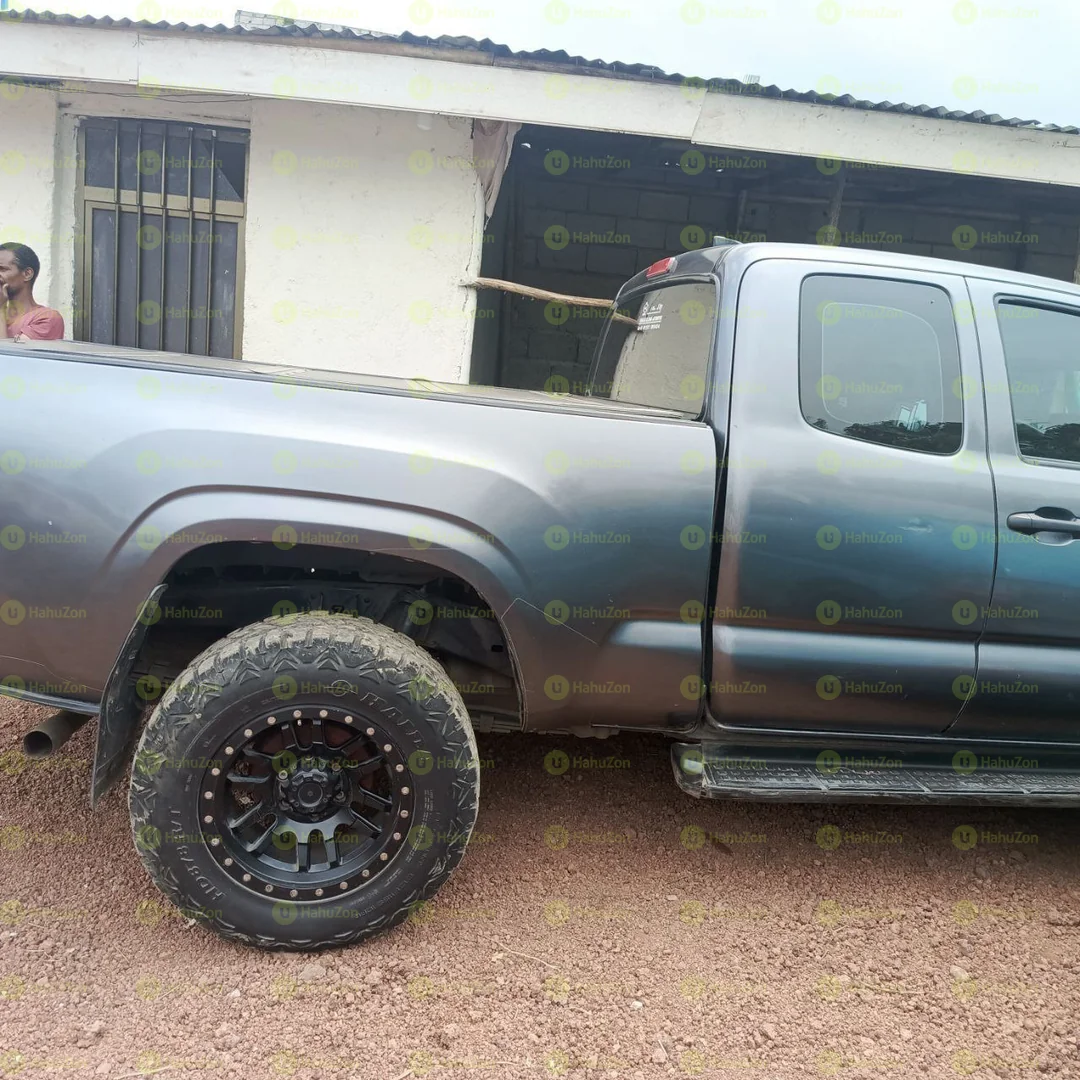 2018 Model-Toyota Tacoma