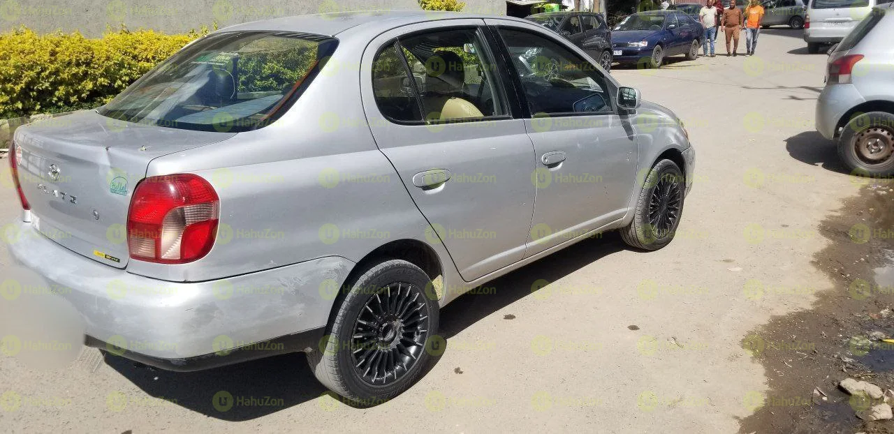 2001 Model-Toyota Platz