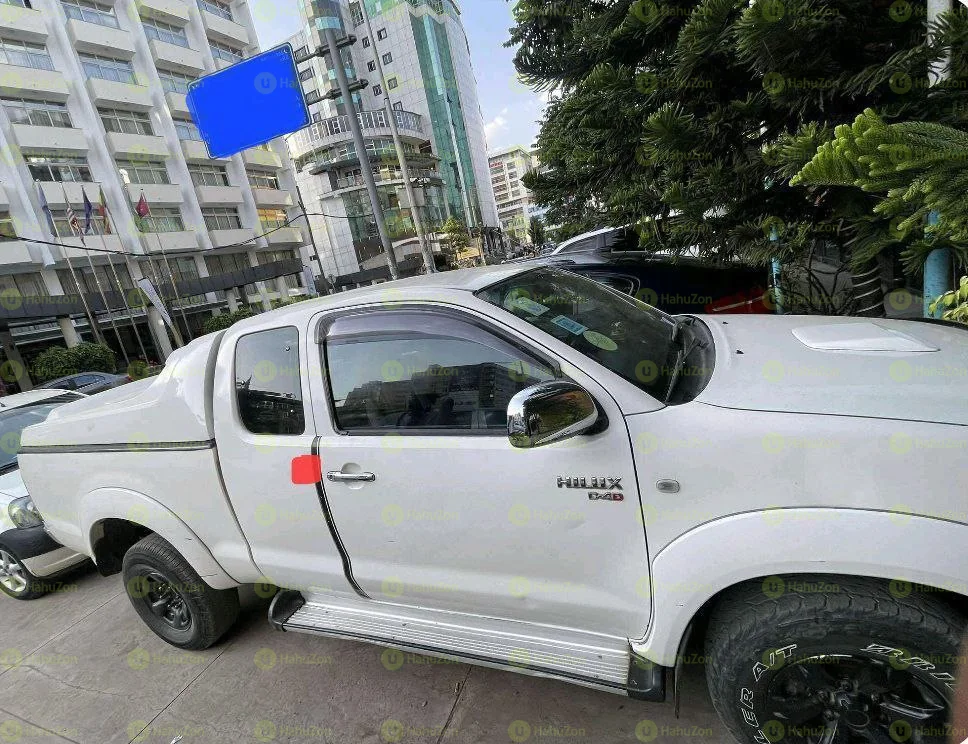 2007 Model-Toyota Hilux Kin Cap