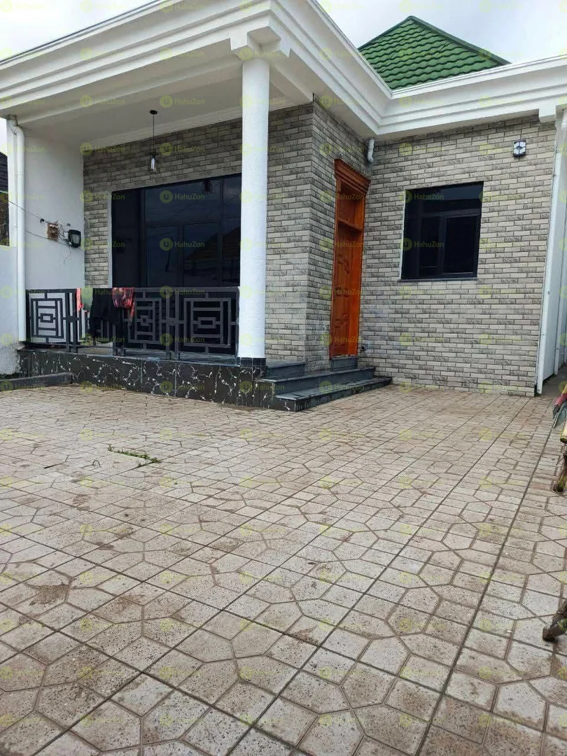 250 ካሬ የሚሸጥ ቪላ ቤት በአያት