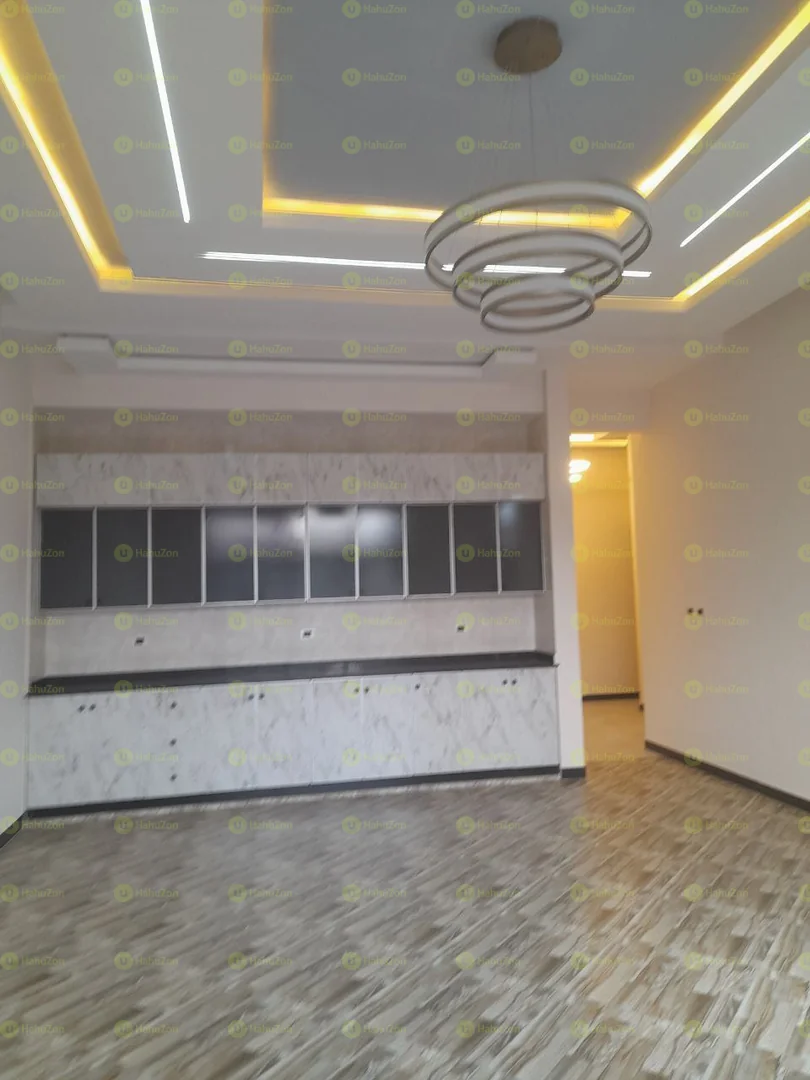 250 ካሬ የሚሸጥ ቪላ ቤት በሰሚት