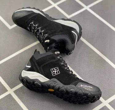 Columbia Mid Boots Men’s Hiking Shoes