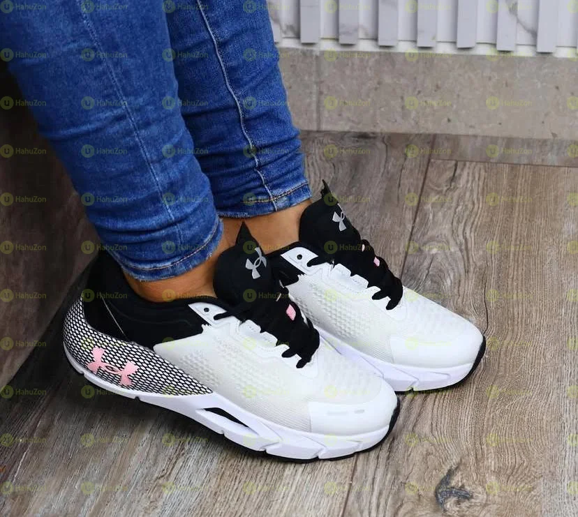 Under Armour Hover Phantom WMNS Shoes