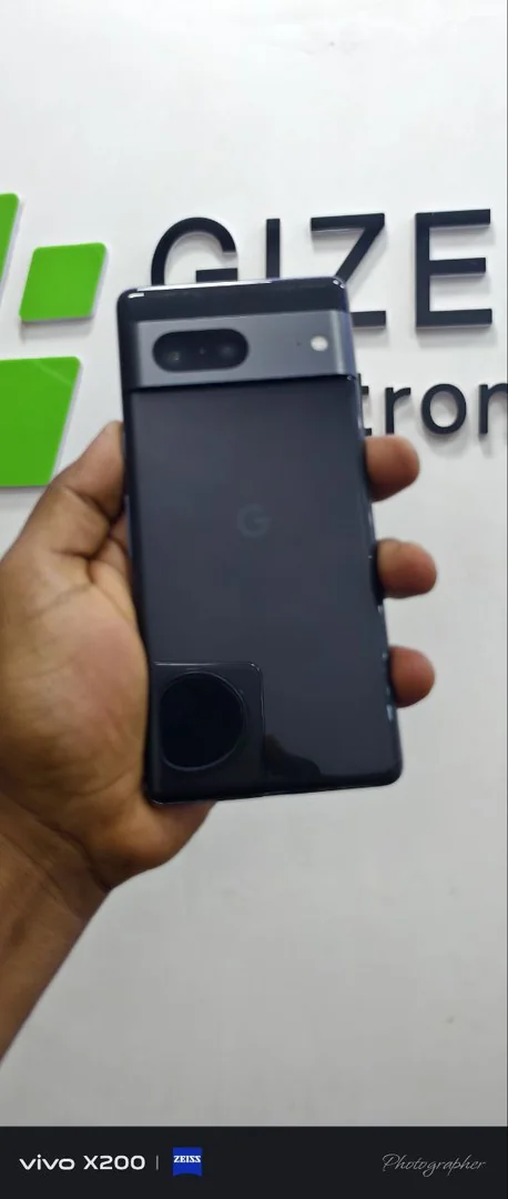 Pixel 7