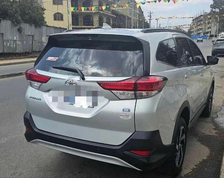 2021 Model-Toyota Rush (S)