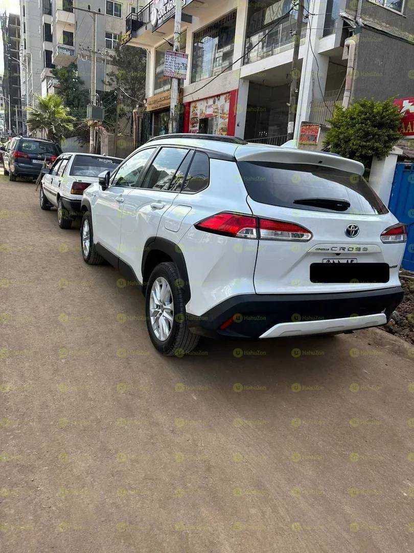 2023 Model-Toyota Corolla Cross
