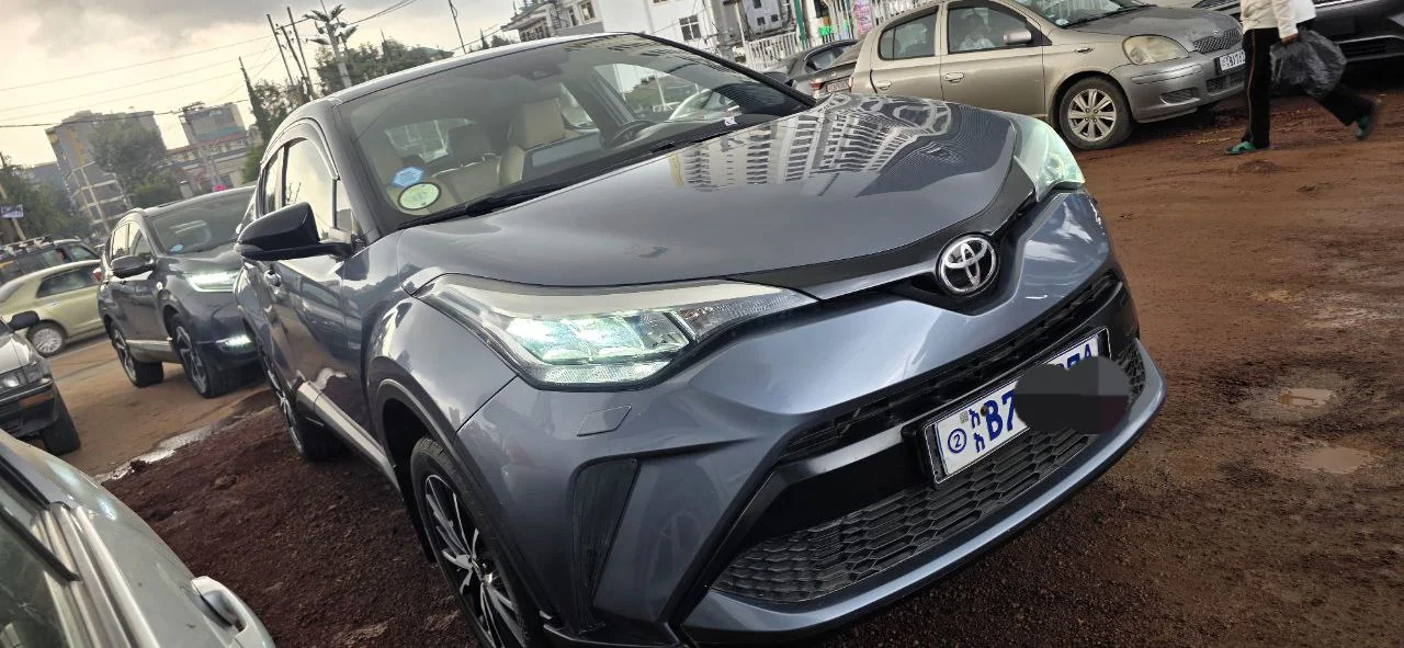 2020 Model-Toyota Ch-R