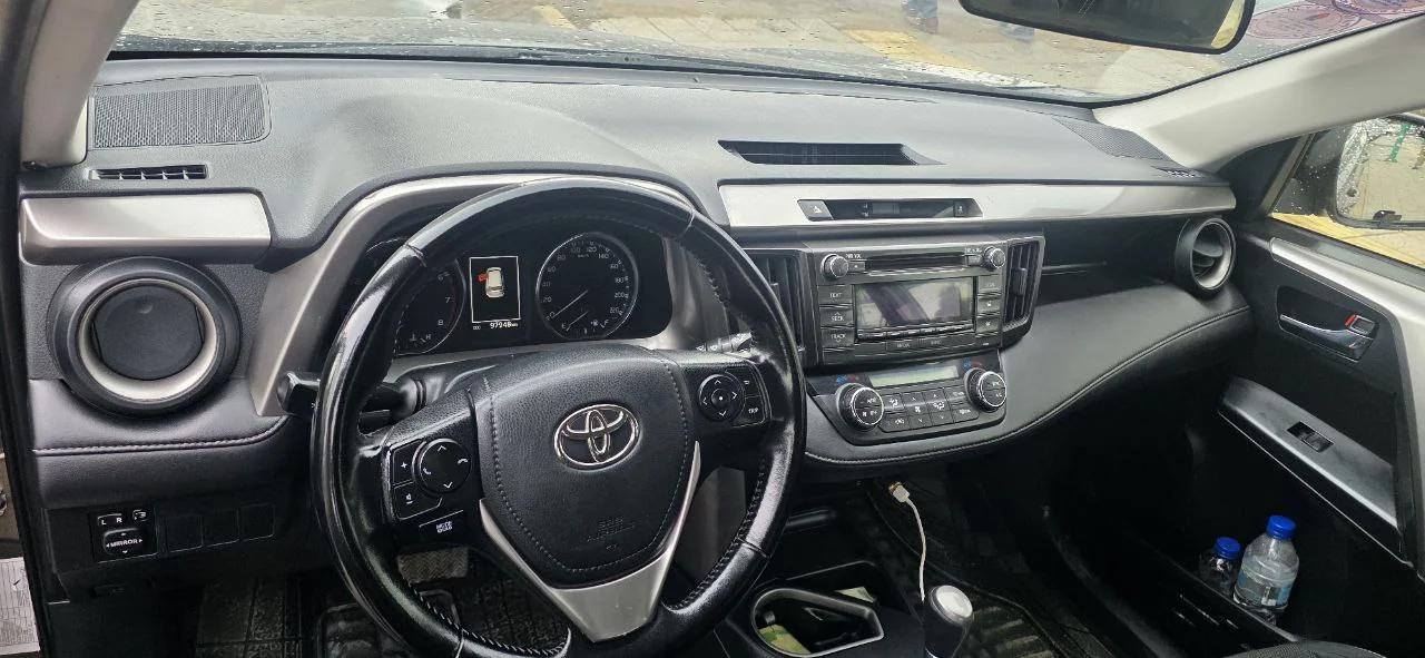 2016 Model-Toyota Rav4