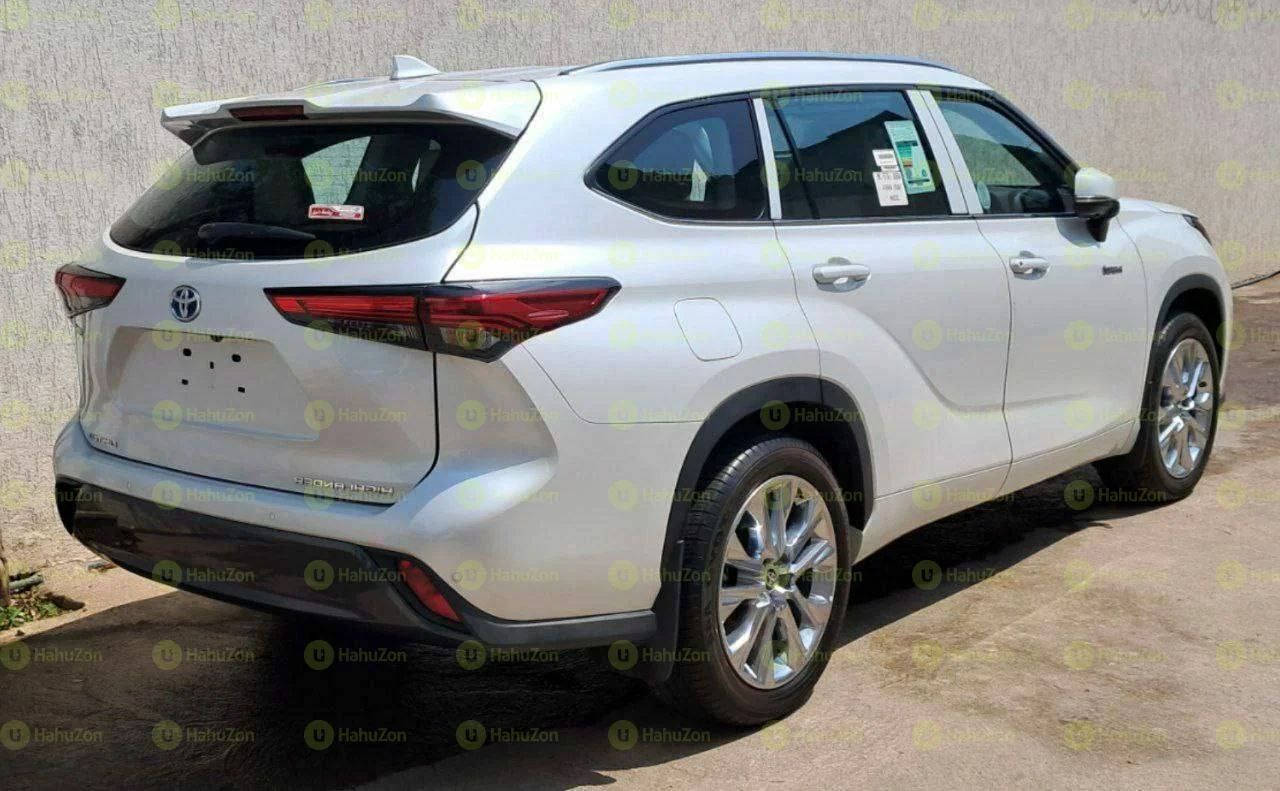 2024 Model-Toyota Highlander Hybrid