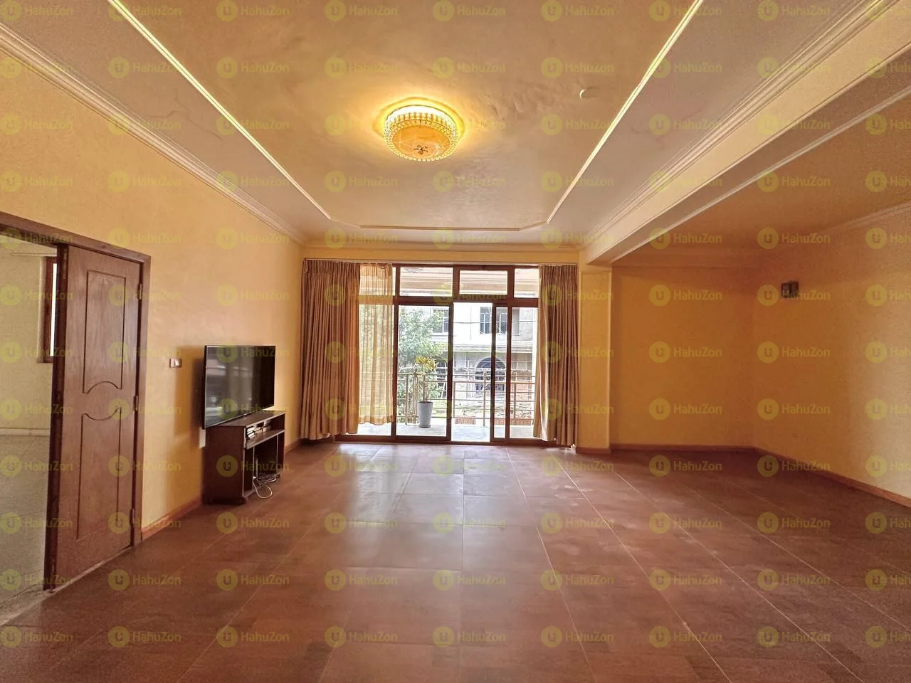 500 ካሬ የሚሸጥ G+3 ቤት በቦሌ ሻላ