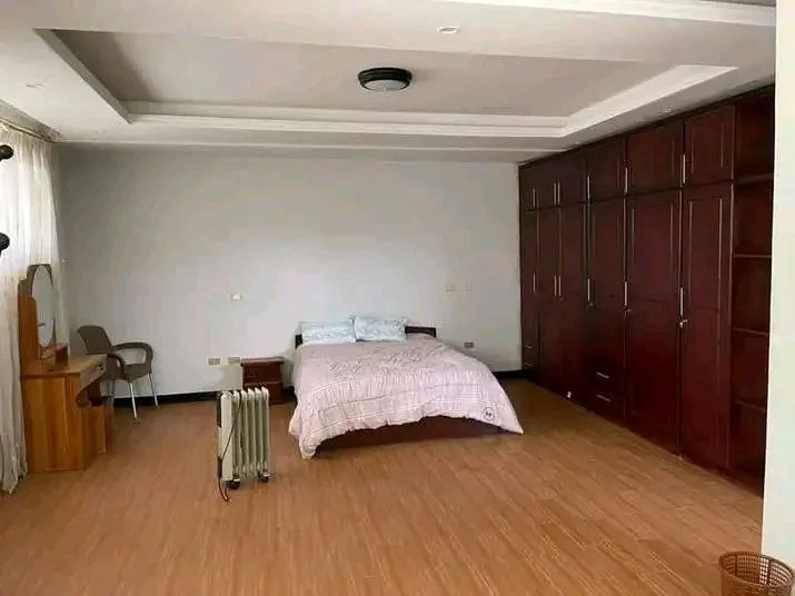140 ካሬ የሚሸጥ G+3 ቤት በመገናኝ ሲግናል